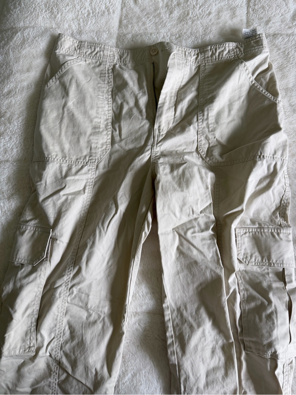 Abercrombie & Fitch womens Cargo Pants in Light Beige